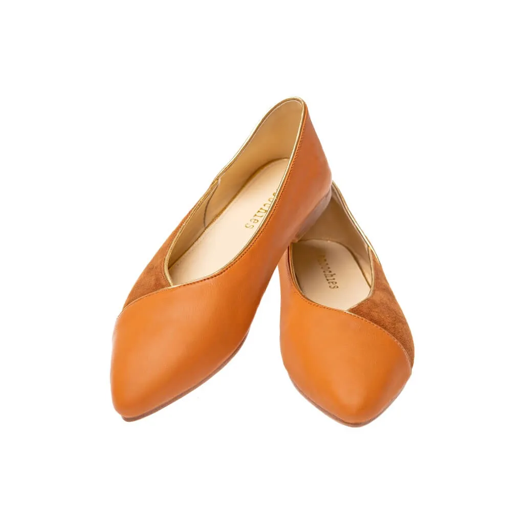Audrey in Saddle and Chestnut