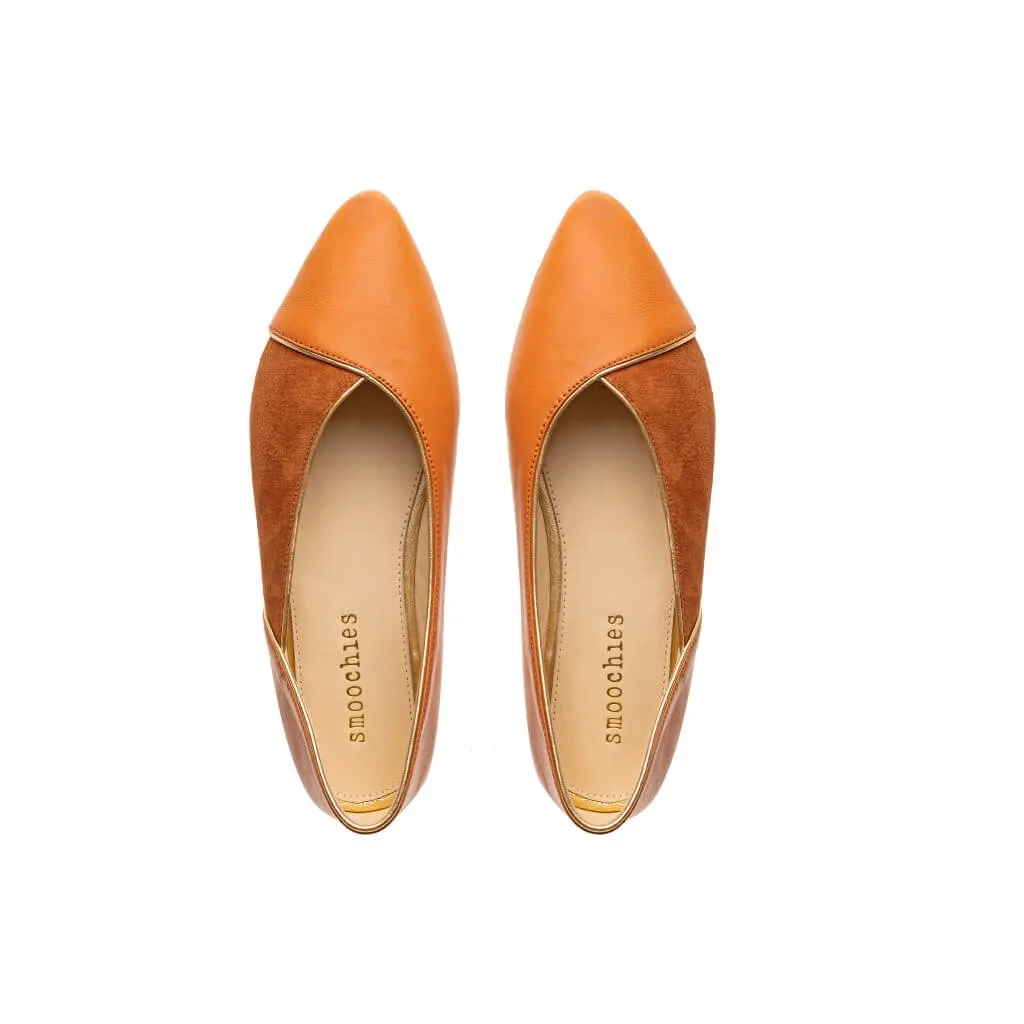 Audrey in Saddle and Chestnut