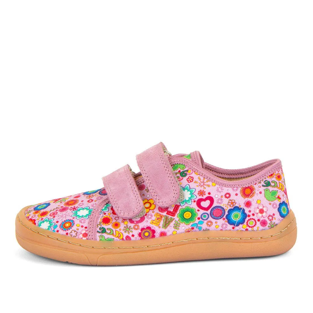 Canvas sneakers