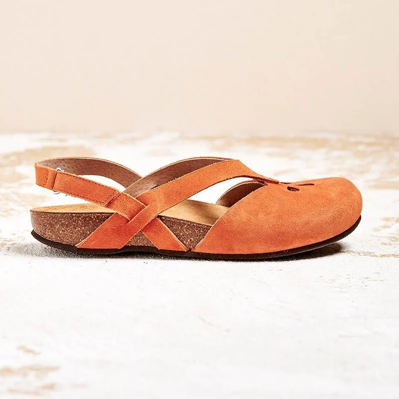 Flat sandals