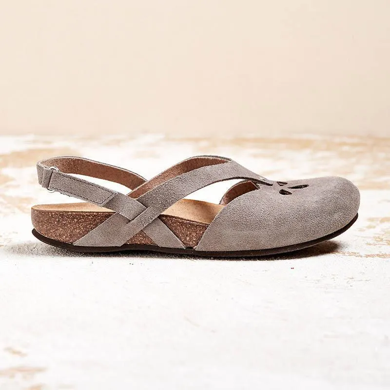 Flat sandals