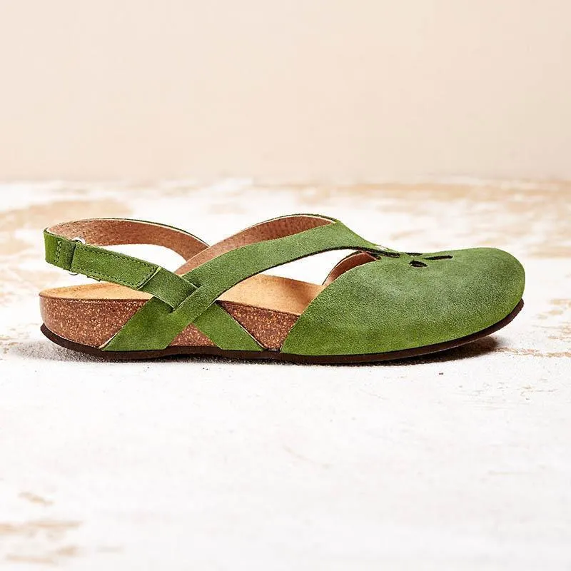 Flat sandals