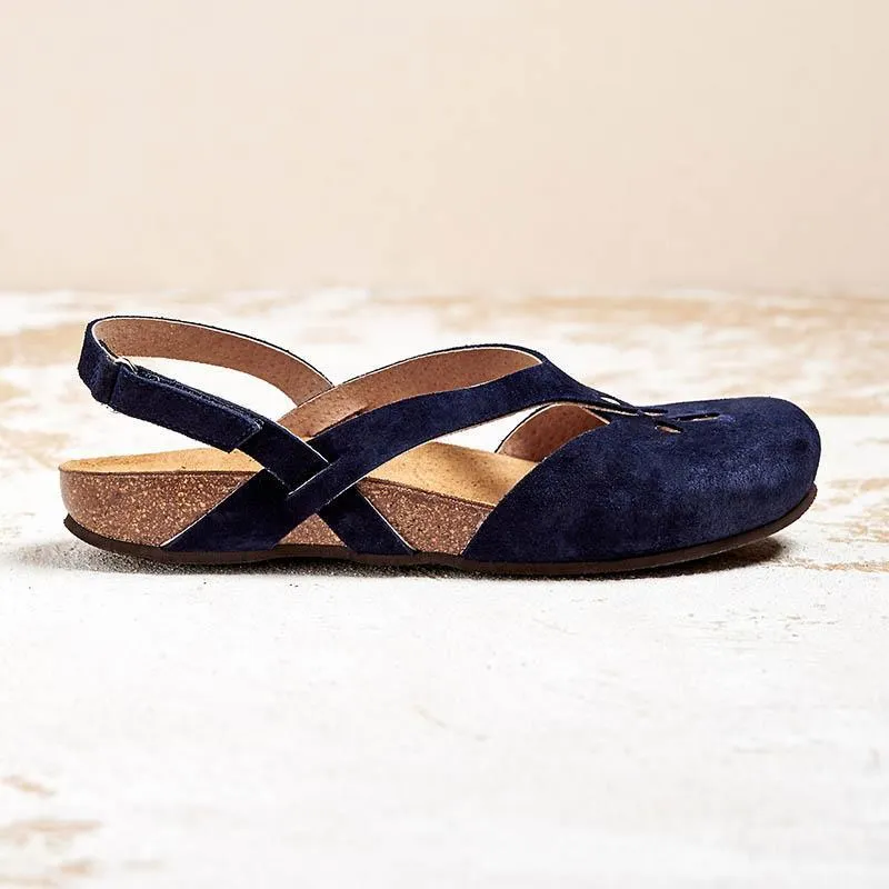 Flat sandals