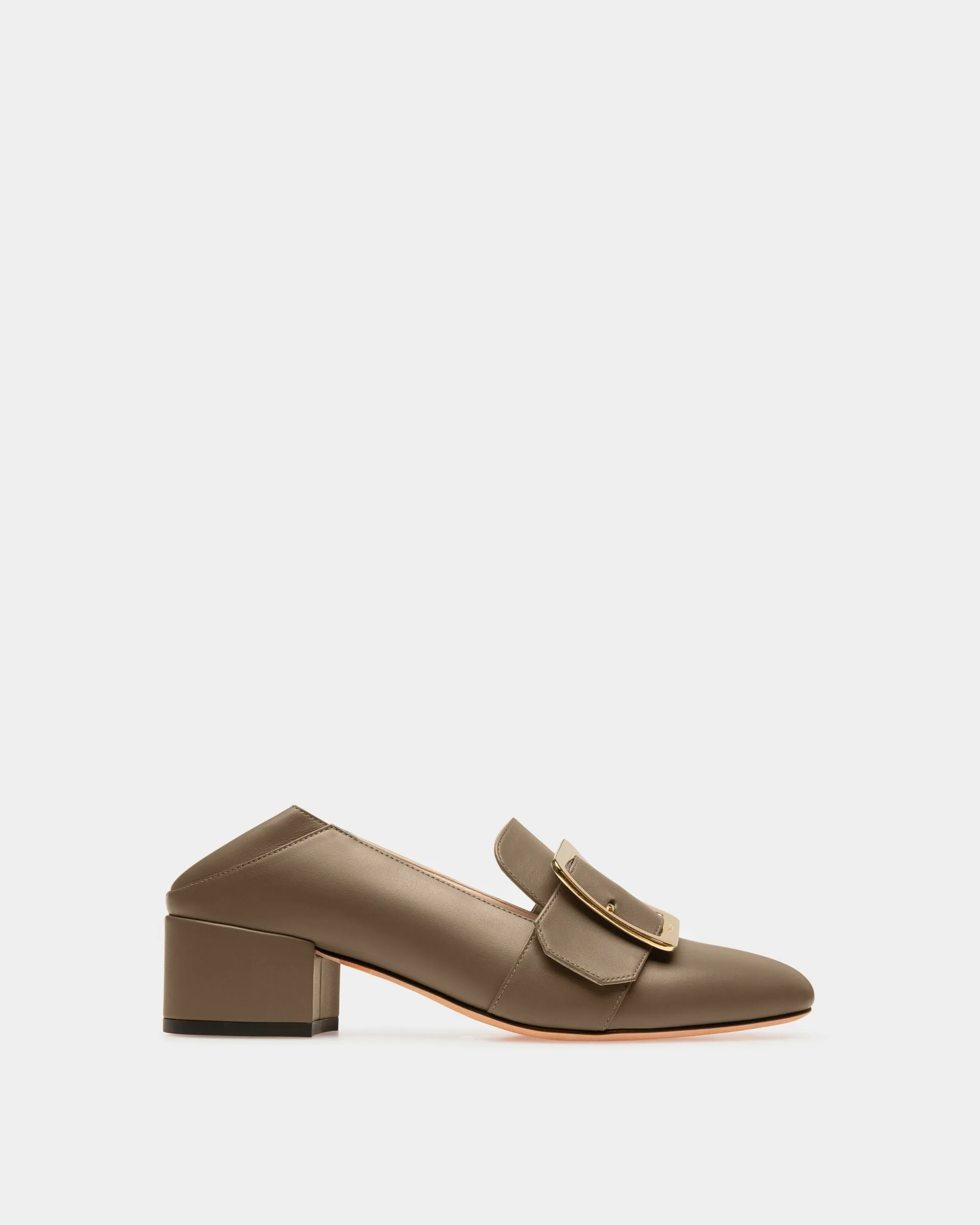 Janelle Leather Pumps In Taupe