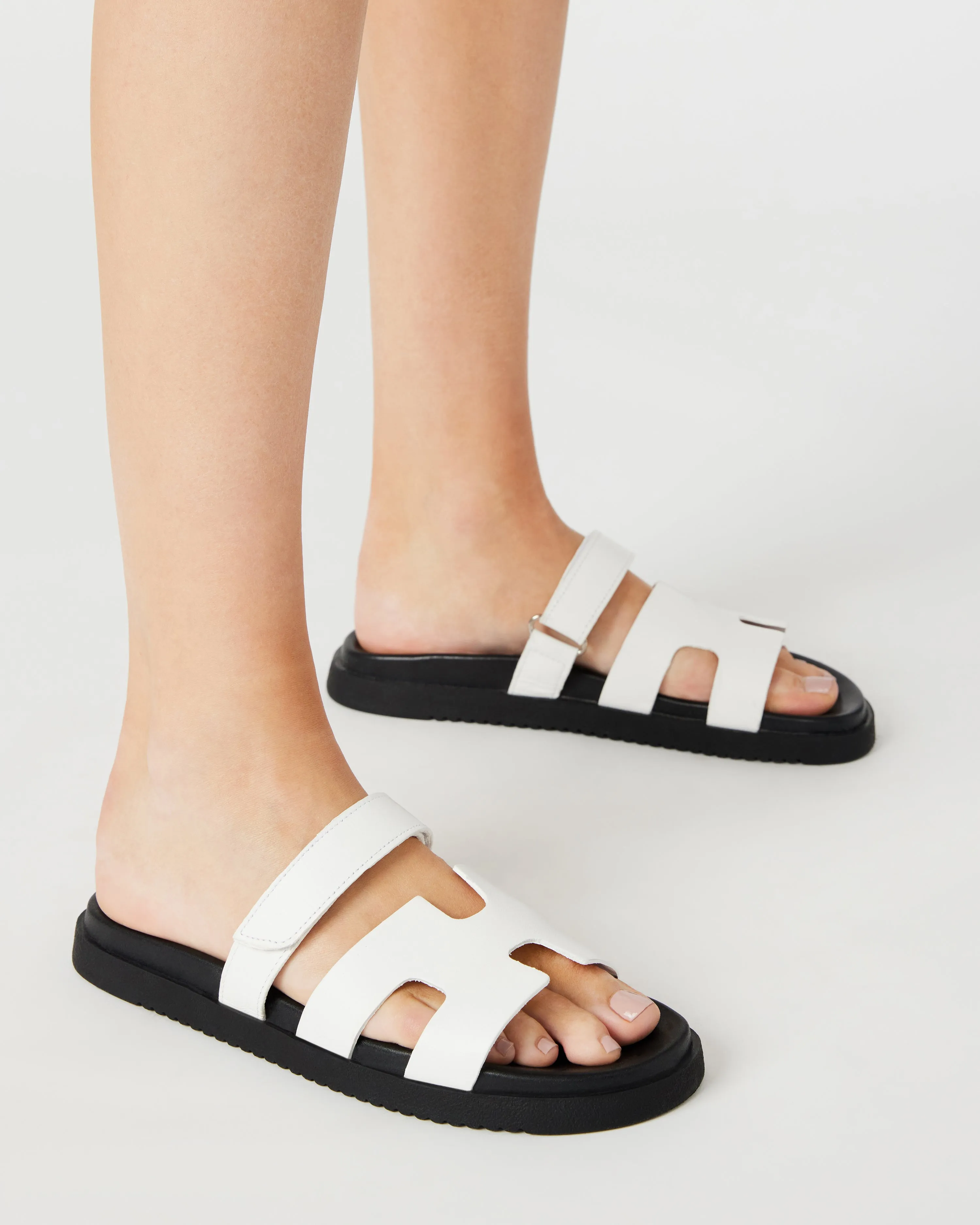 MAYVEN-CN WHITE ACTION LEATHER SANDALS
