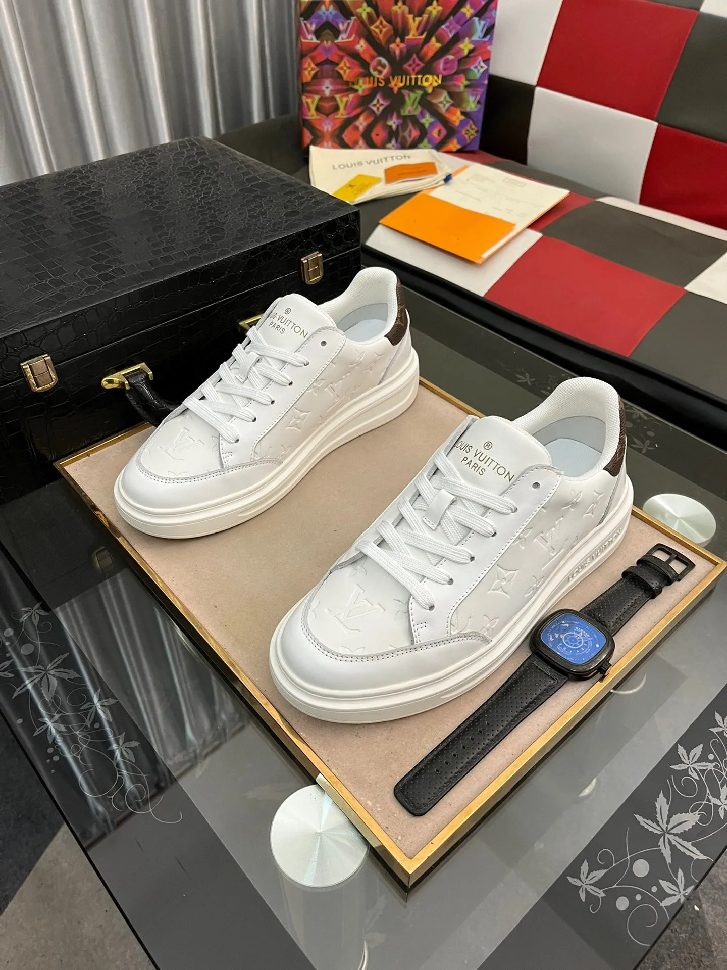 MSE068 LB Luxembourg Sneakers / size7-12
