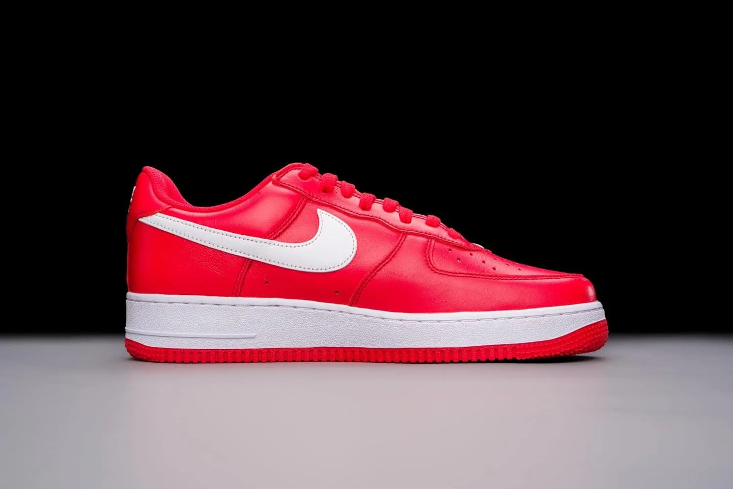 Nike Air Force 1 Low '07 Retro Color of the Month University Red White Style Code: FD7039-600