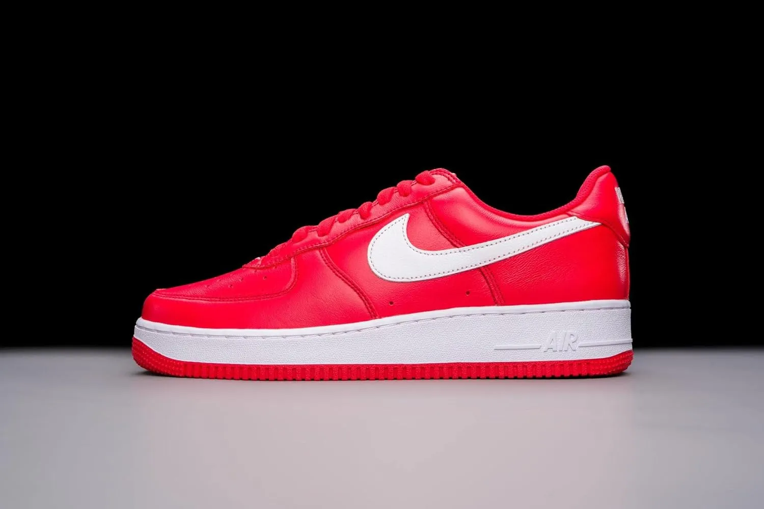 Nike Air Force 1 Low '07 Retro Color of the Month University Red White Style Code: FD7039-600