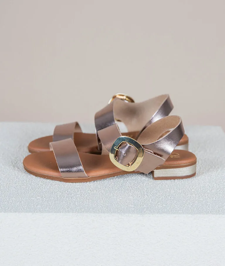 SARA FLAT SANDALS