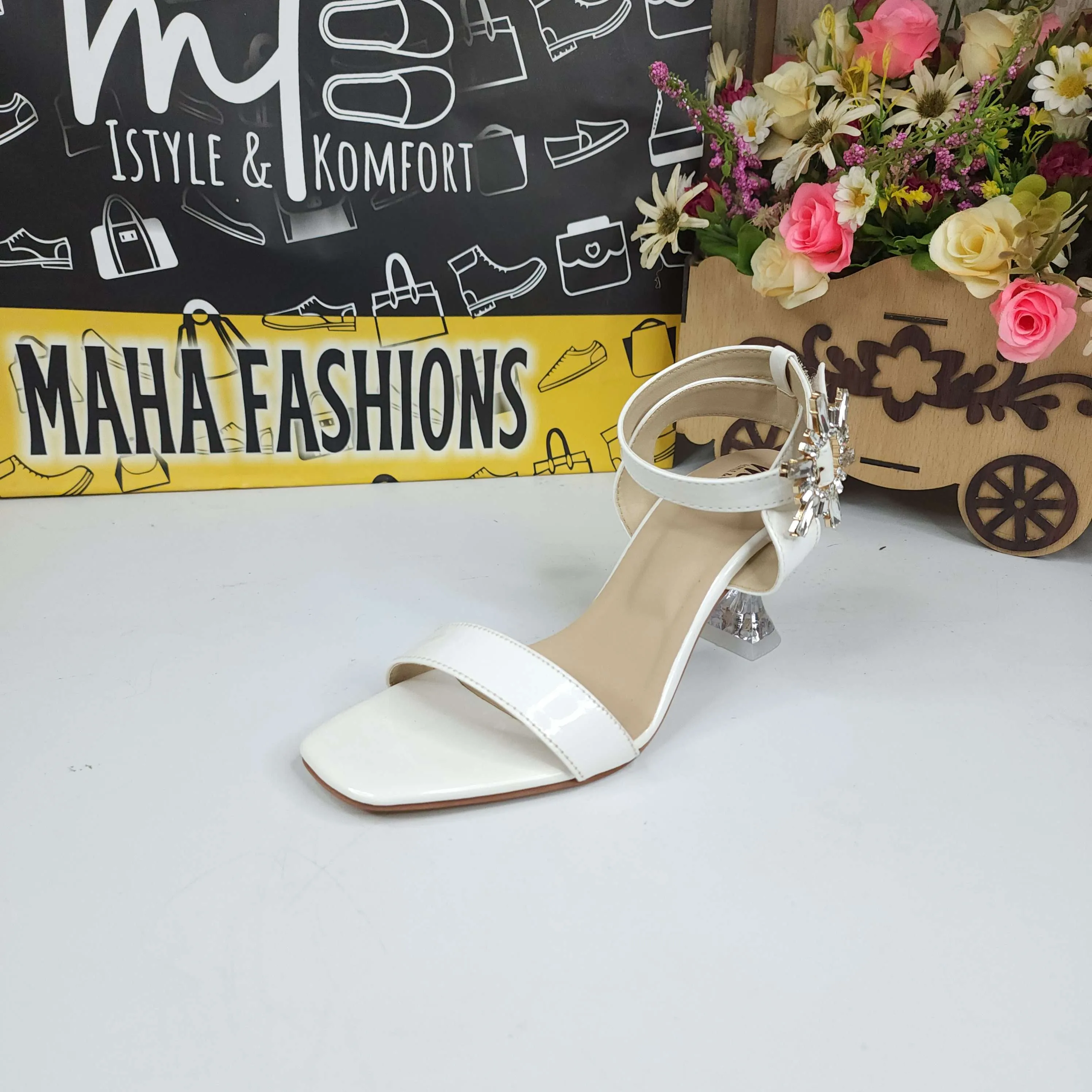 White Sandals in Heels With Buckle