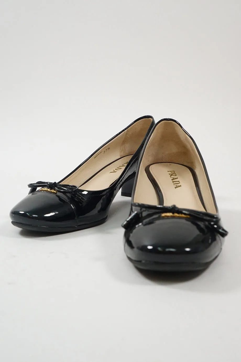 [WS6374] Prada | Low Heel Pump